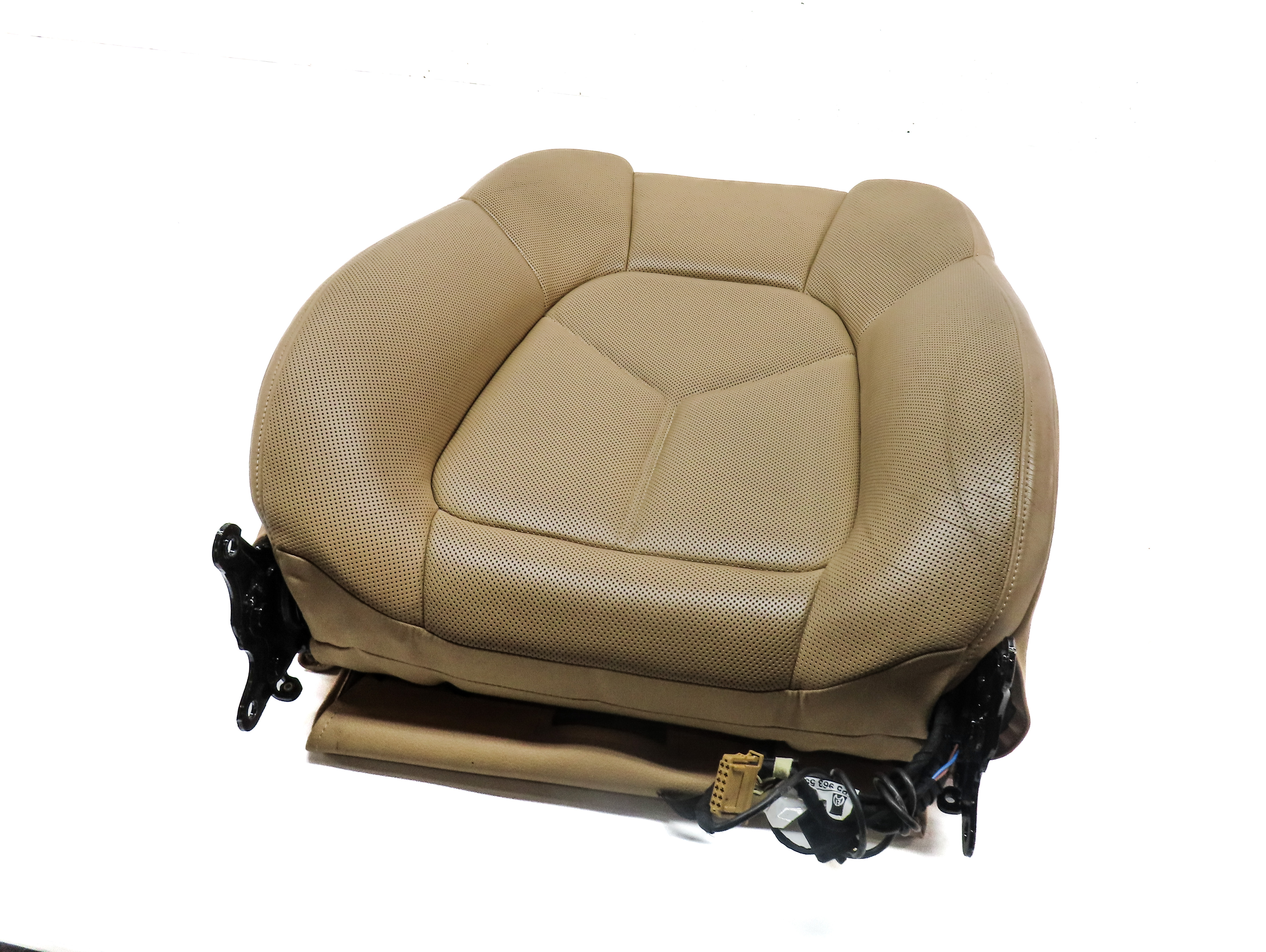 2011 PORSCHE CAYENNE (958) FRONT LEFT UPPER HEATED VENTED SEAT CUSHION (Beige) — exact item pictured